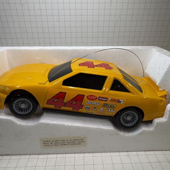 1995 Mean Streets SCIENTIFIC Toys Radio Control NIB Mustang No 30834 EUC - Picture 3 of 16